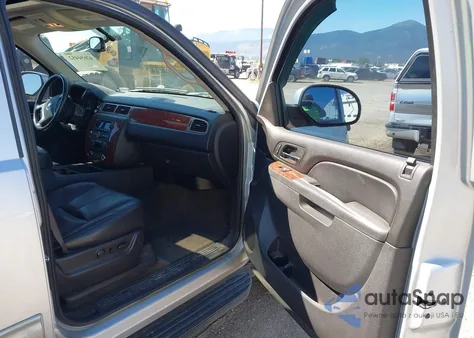 2012 Chevrolet Suburban K1500 Lt z USA, uszkodzony, nr VIN 1GNSKJE75CR263820